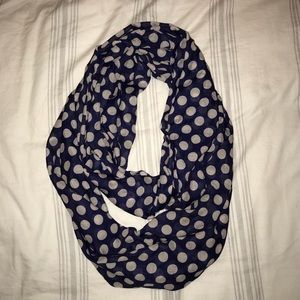 Infinity scarf